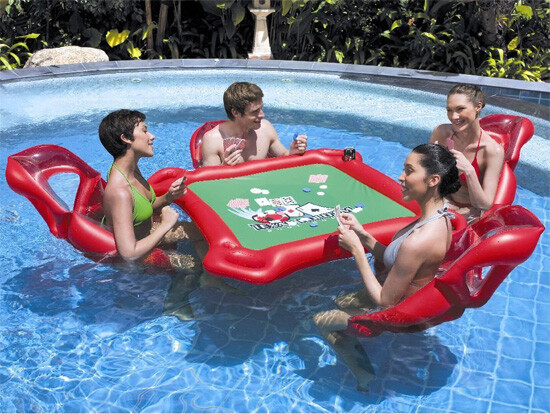 toys poker table